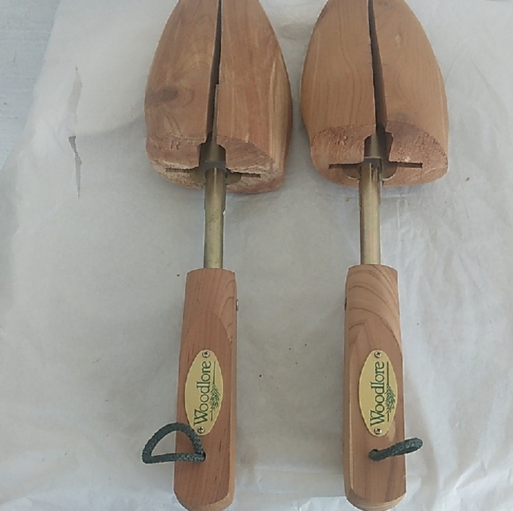 Cedar Wood Shoe Trees - Premium Shoe Care Accessories